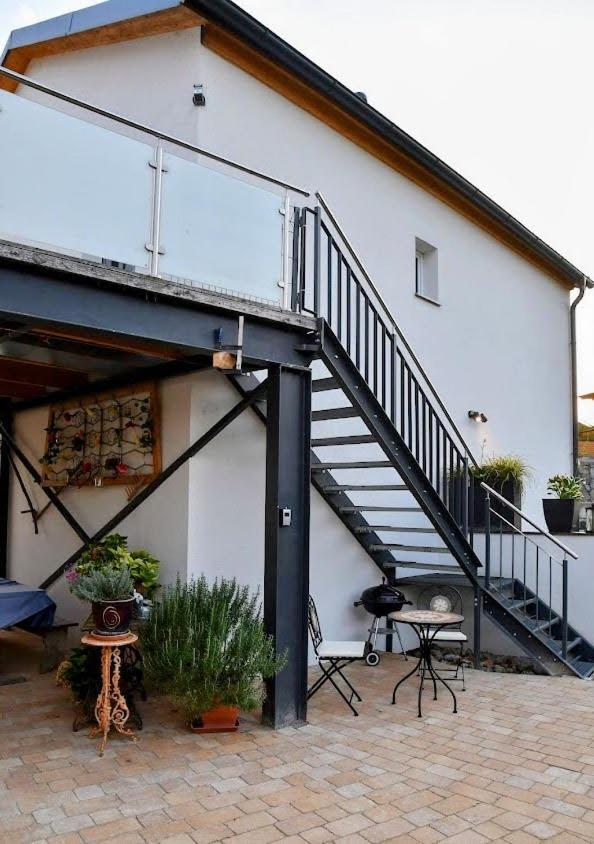 Haus Am Baechle Apartamento Stephanshart Exterior foto